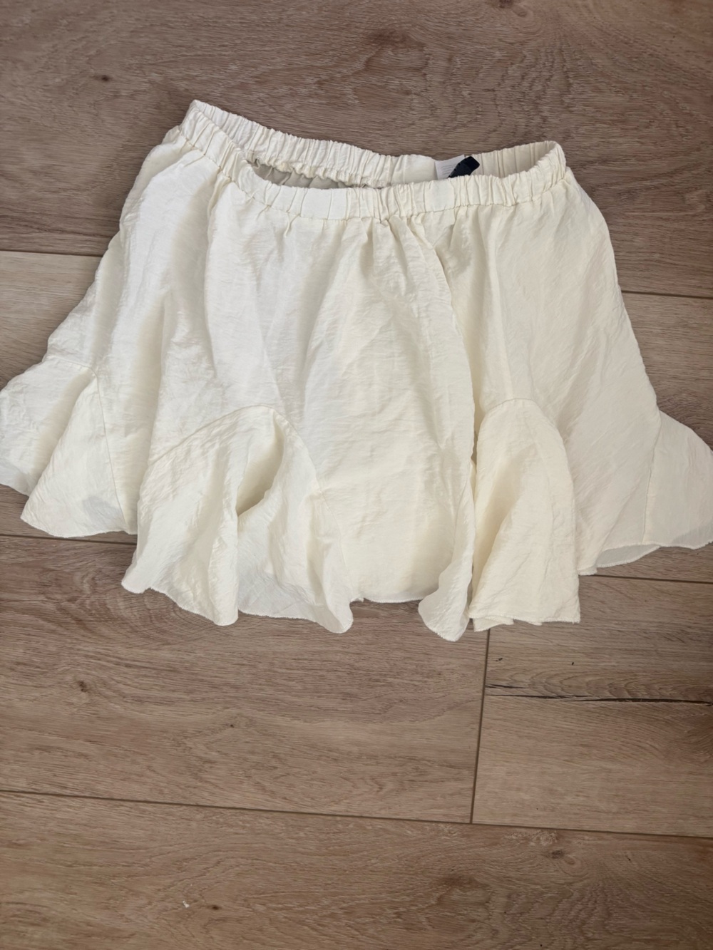 Divided Cream Flared Mini Skirt